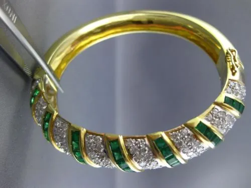 ESTATE WIDE 12.52CT DIAMOND & AAA EMERALD 18KT TWO TONE GOLD MULTI ROW BANGLE