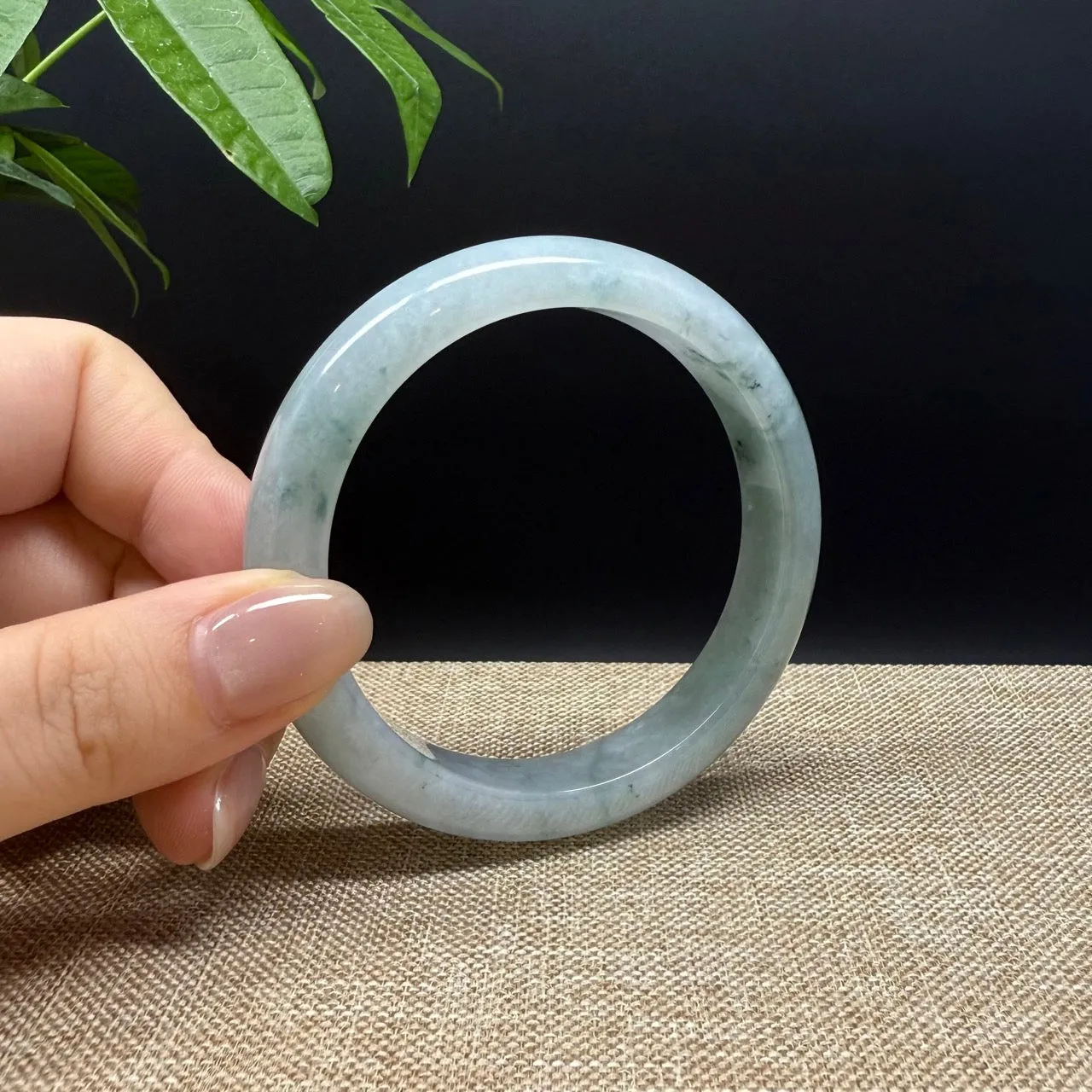 Genuine Burmese Green Jade Jadeite Bangle Bracelet ( 57.3mm )