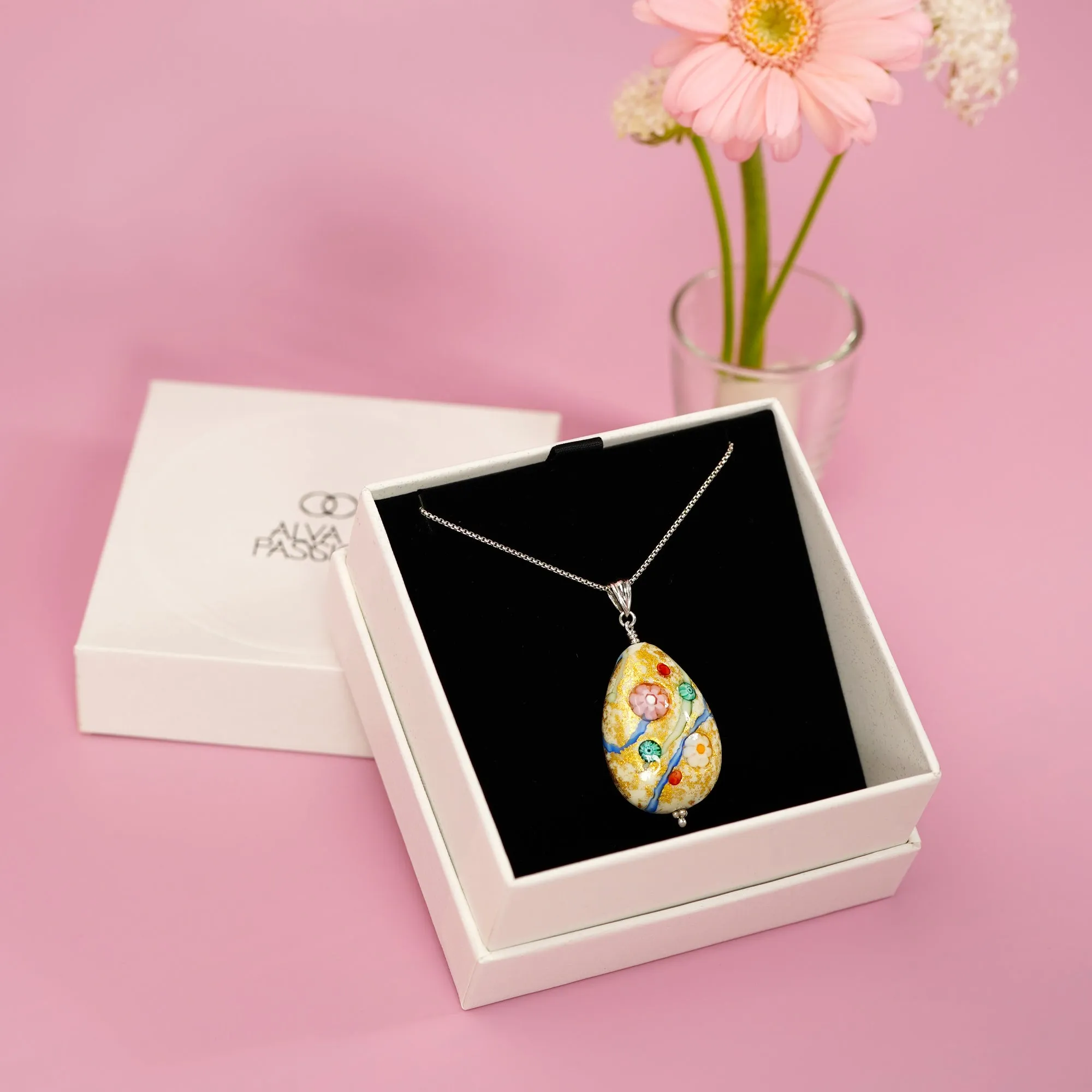 Love in Bloom Vase Pendant