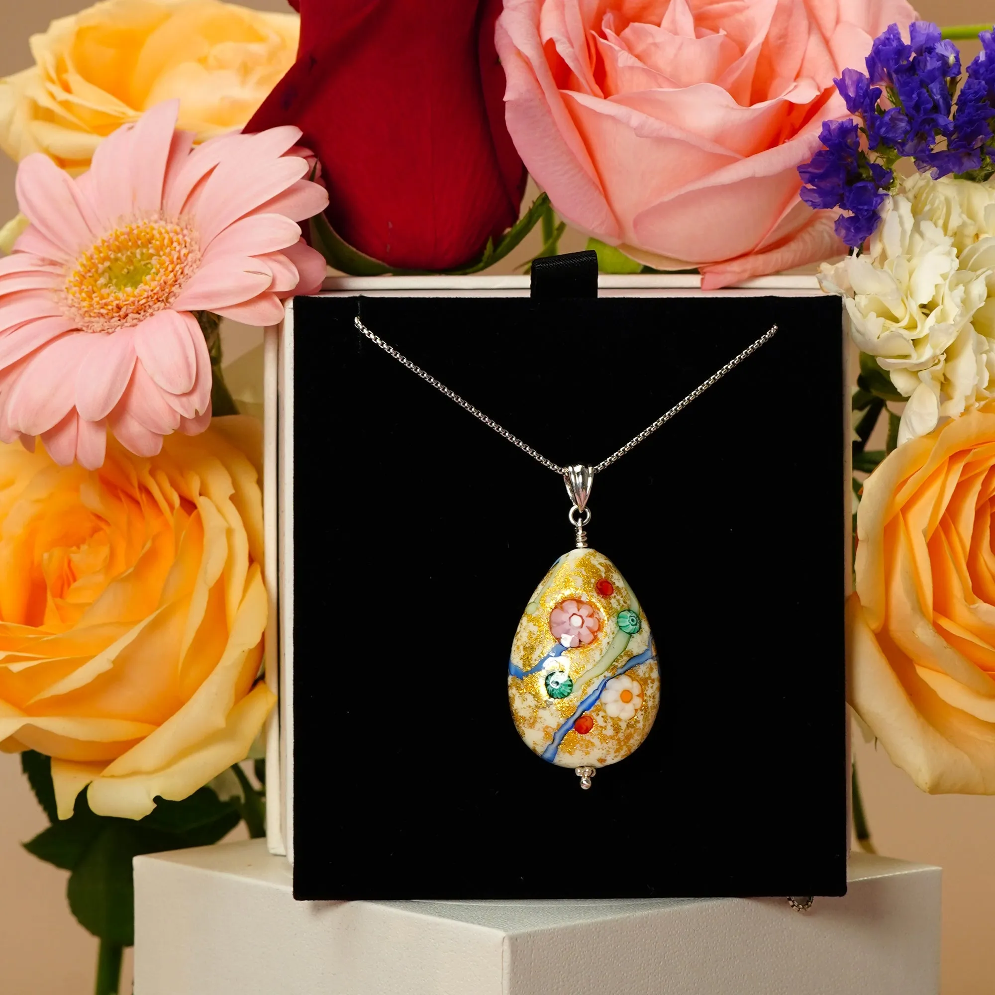 Love in Bloom Vase Pendant