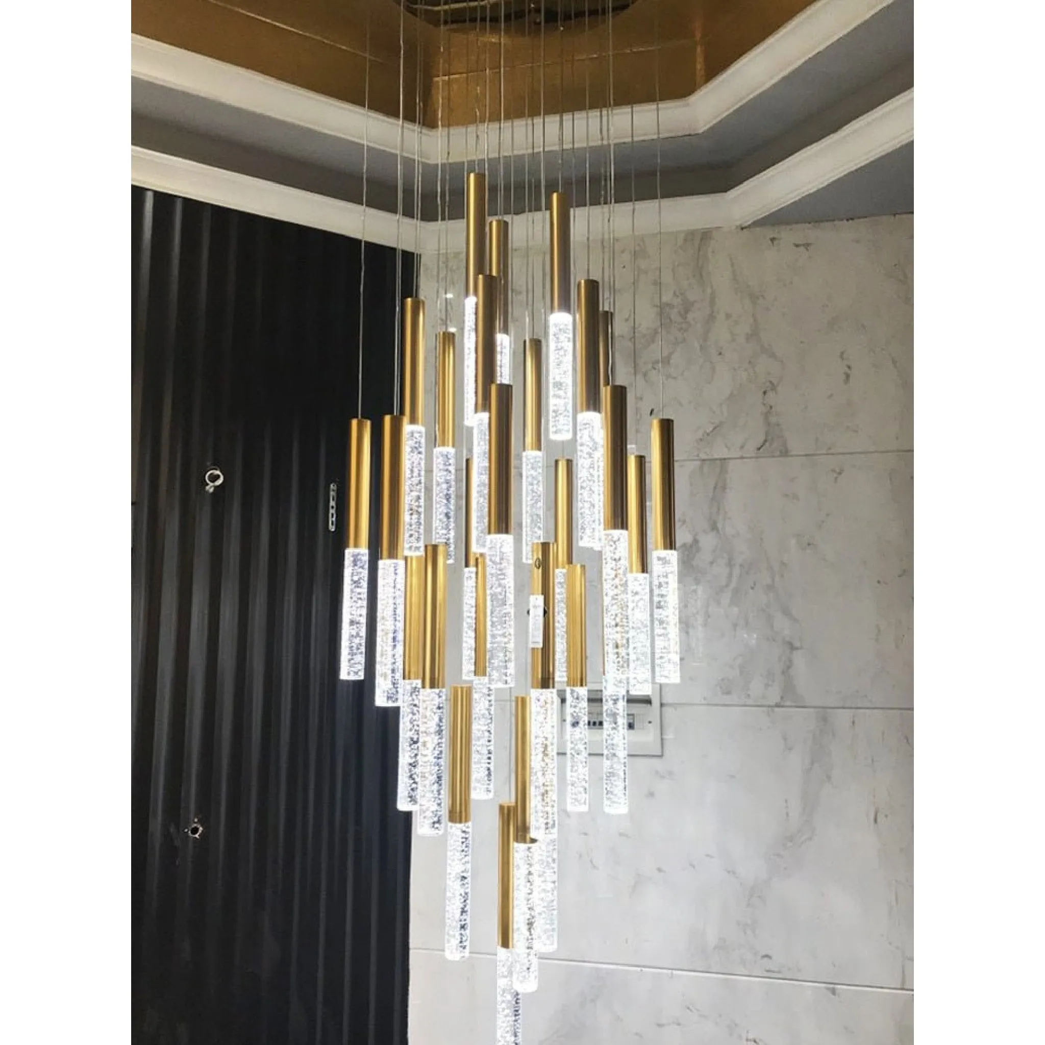 Manarola | Long LED Spiral Chandelier