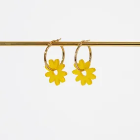 Marguerite Daisy Hoop Earrings in Frosted Amber