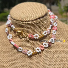 Pink Nude Daisy Beaded Necklace |Flower Bead Bead Necklace | Urban Vibe Chic | Seed Bead Jewelry