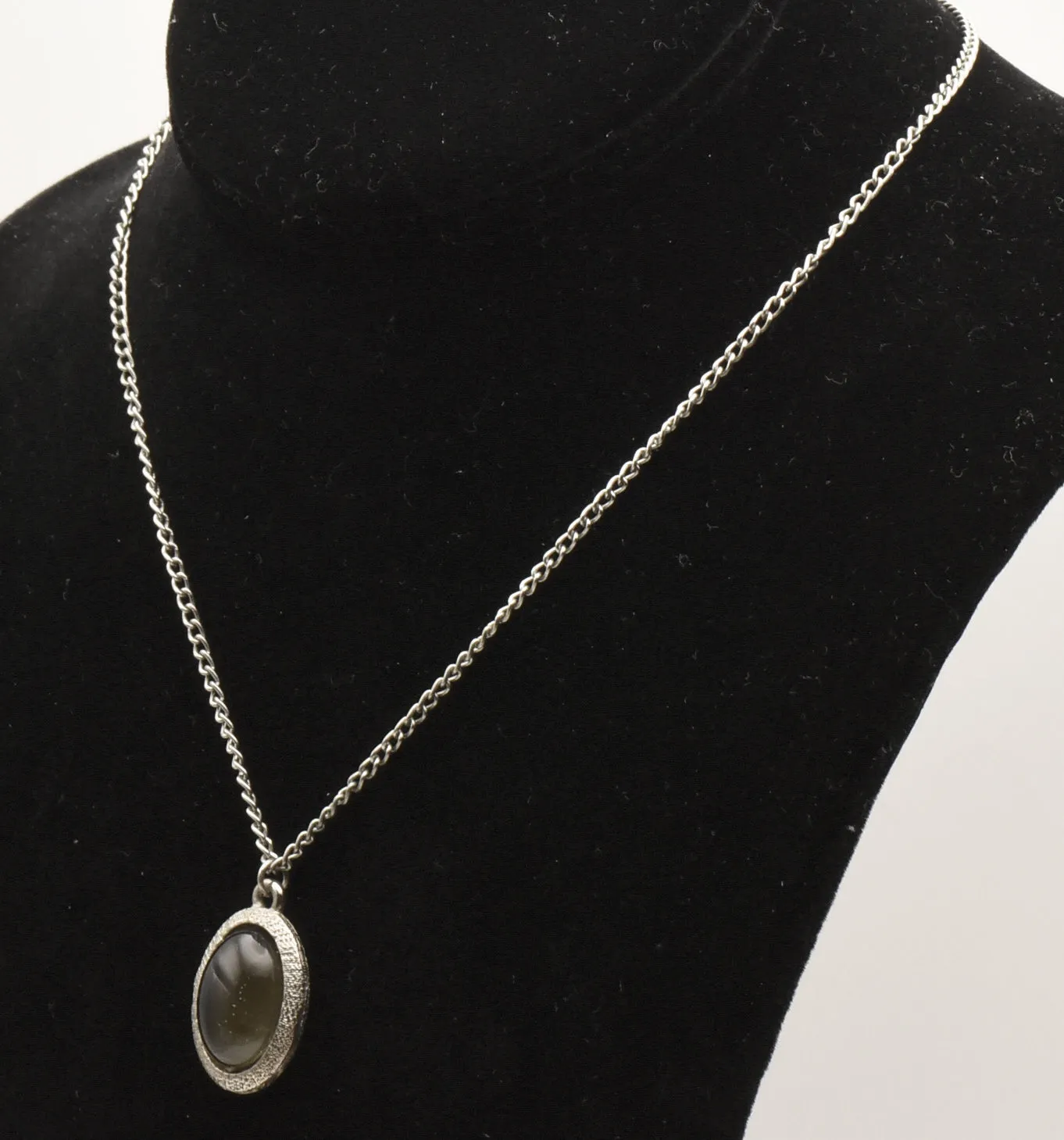 Silver Tone Metal Gray Glass Cabochon Pendant on Chain Necklace - 16"