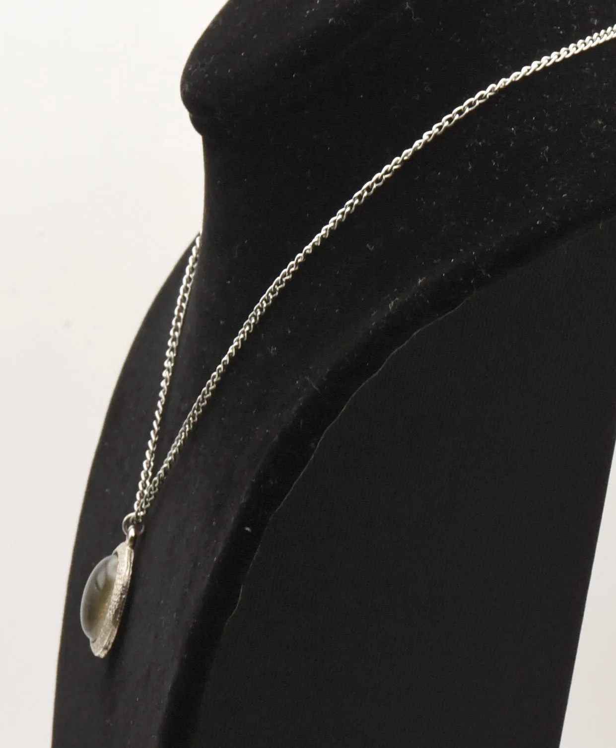 Silver Tone Metal Gray Glass Cabochon Pendant on Chain Necklace - 16"