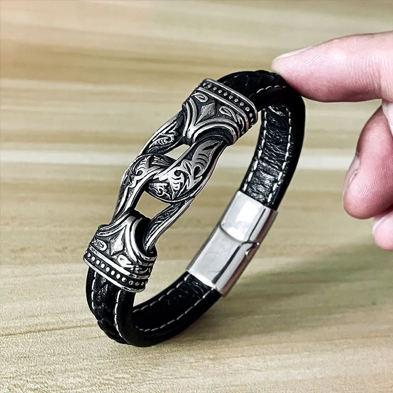 Titanium Steel Retro Viking Engraved Leather Bracelet for Men - Stylish Handcrafted Jewelry