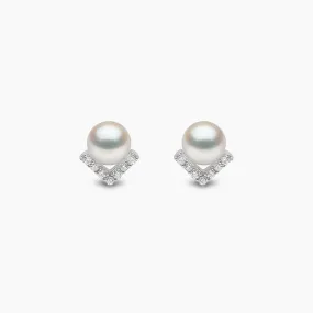 Trend 18K Gold Freshwater Pearl And Diamond V Stud Earrings