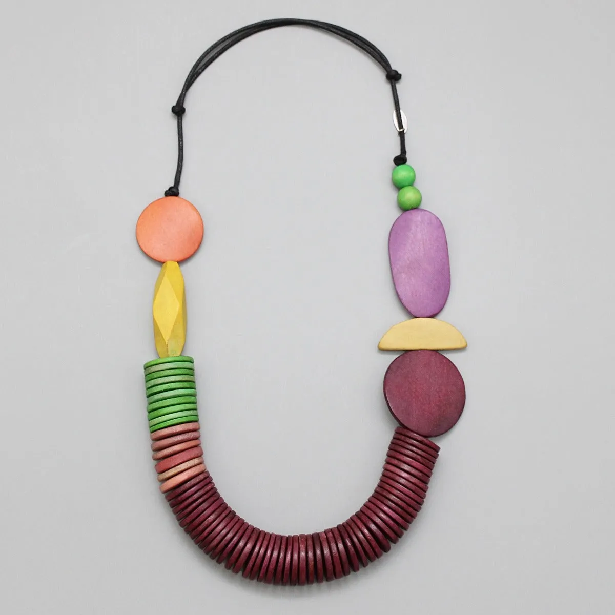 Wine Disc Laurel Necklace